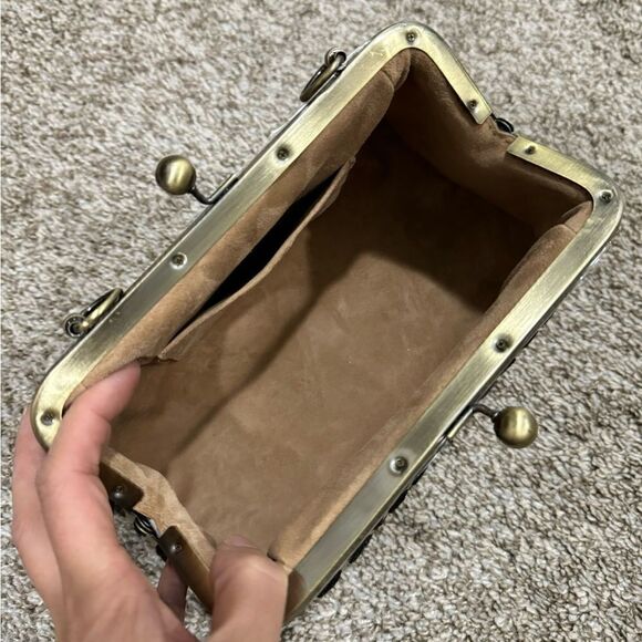 Handmade Real Hair-on Calfskin Embossed Vintage Kisslock Clutch/Crossbody - Picture 14 of 15